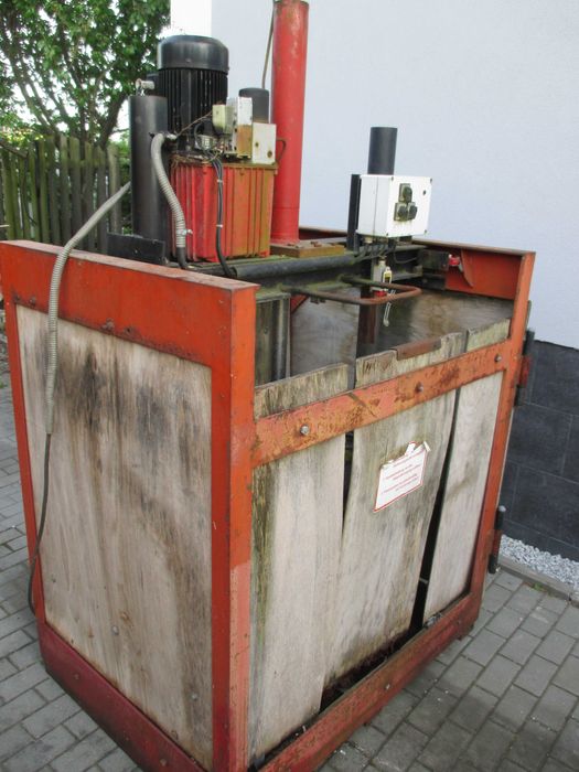 belownica prasa do makulatury Gansow