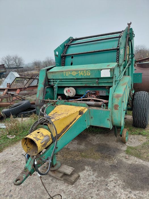 Прес підбирач рулонний ПР-Ф-145