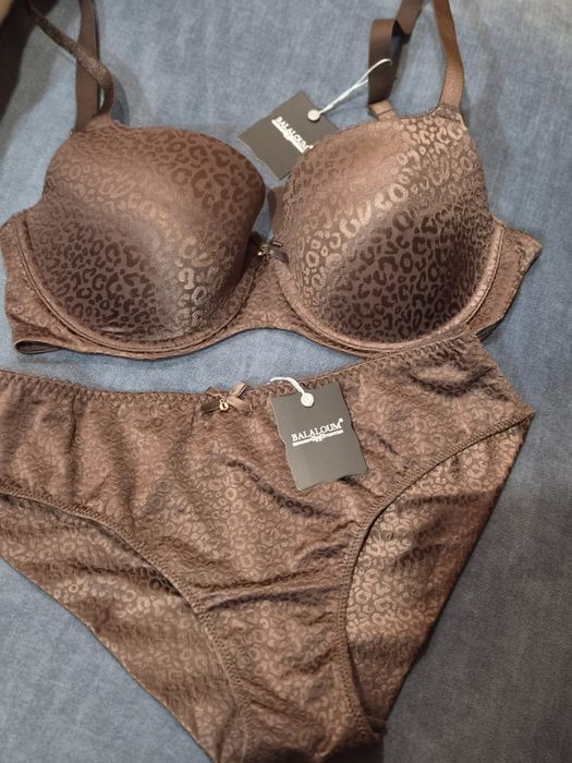 Продам  комплект женского белья Balaloum