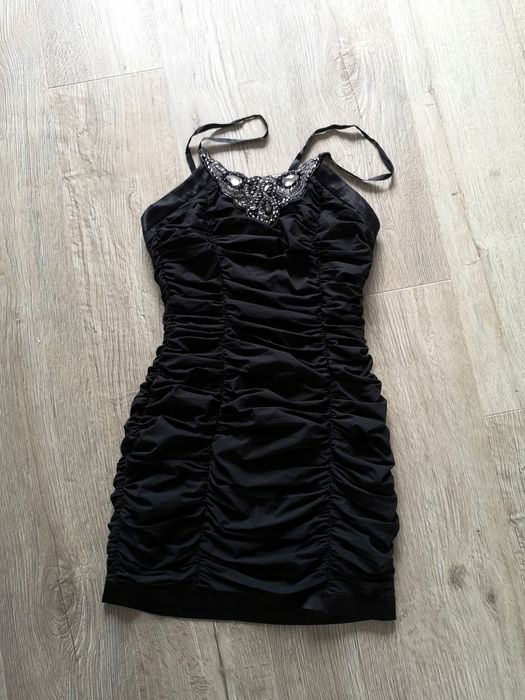 Sprzedam Elegancką Sukienkę rozm. S