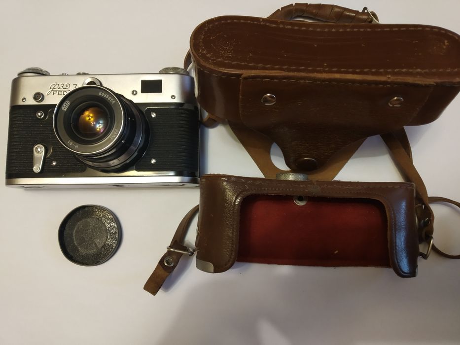 Фотоапарат FED 3, в гарному робочому стані. З чохлом
