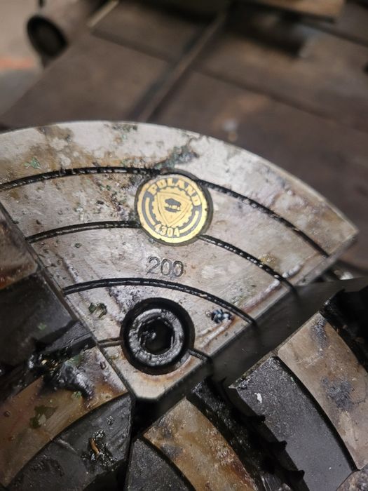 Uchwyt tokarski niezależny bison 200