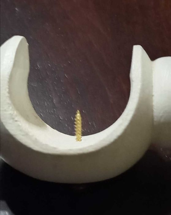 Varão em madeira, branco