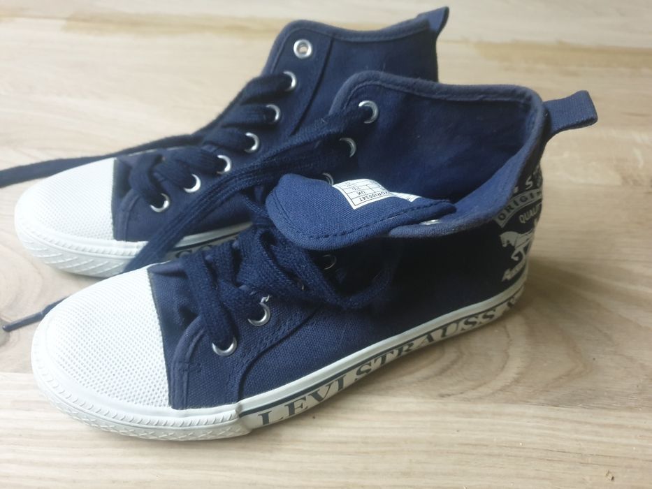 Trampki Levis r 36  nowe !