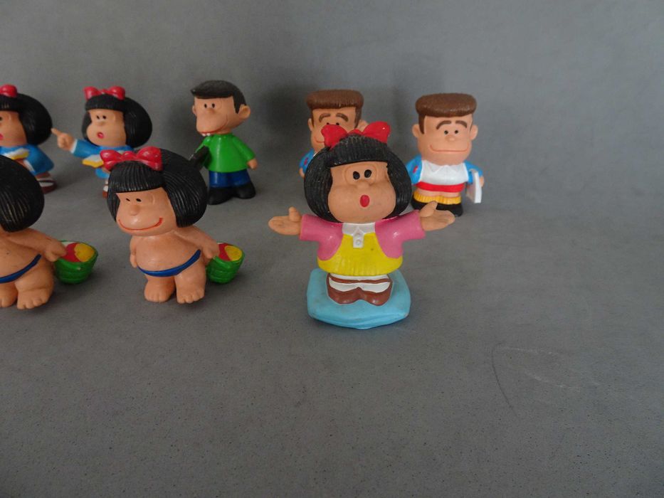 Figuras em PVC da coleção Mafalda