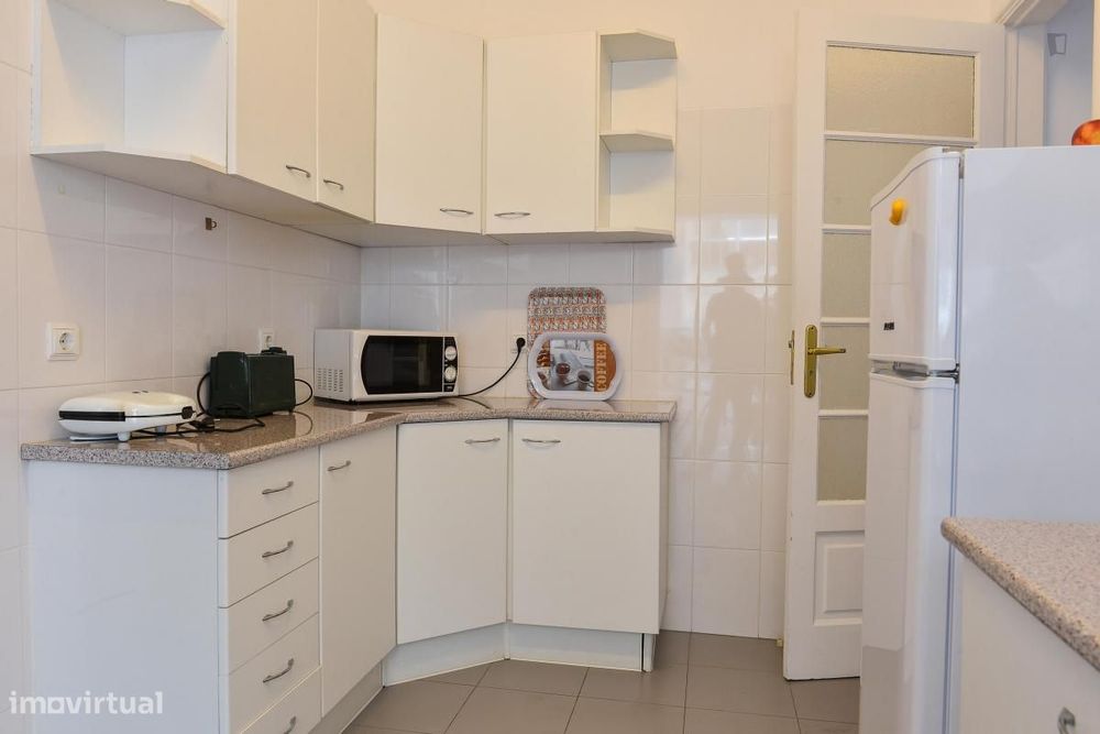Quarto - localizado em Alameda Lisbon
