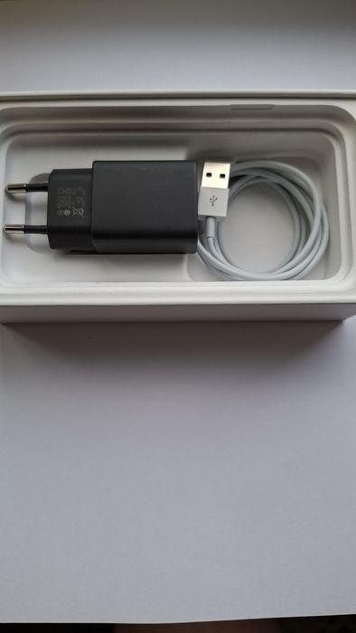 Продам iPhone 11 из США.