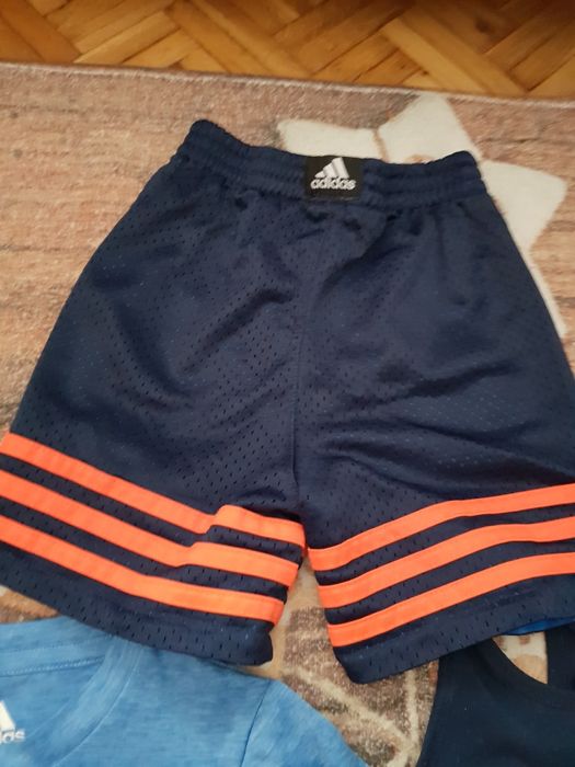 Spodenki i koszulki Adidas oraz tshirt NB