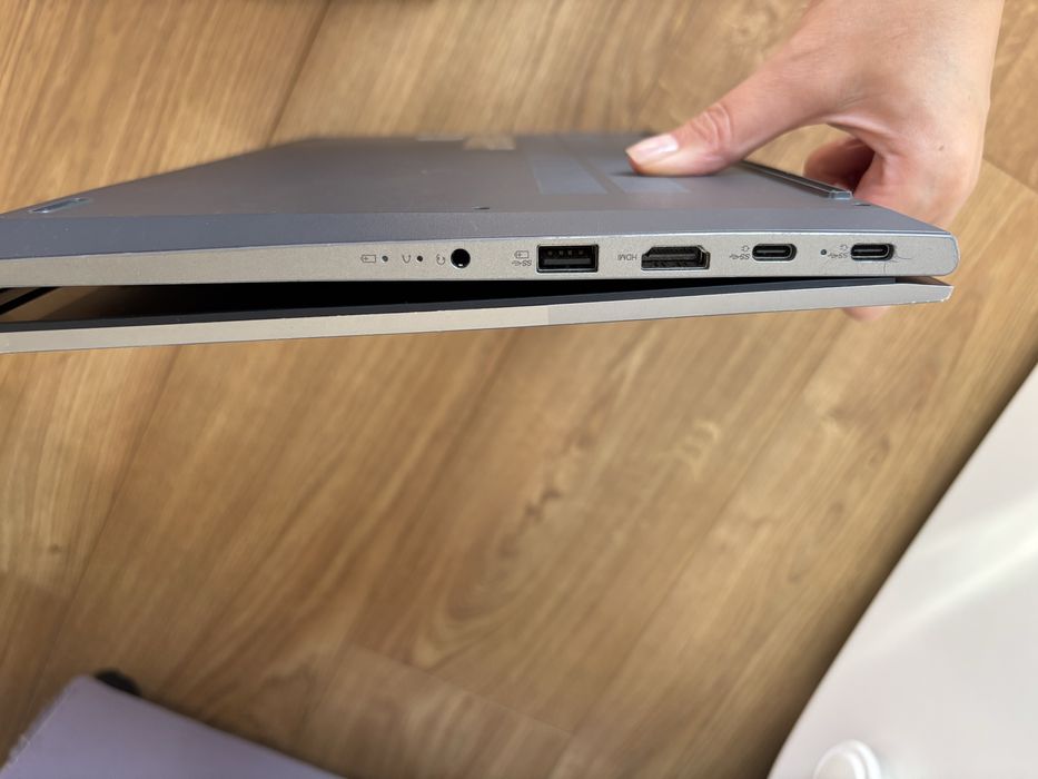 Lenovo IdeaPad 15.6″ • Ryzen 3 4300U • 8 ГБ • SSD • Windows 11 Pro