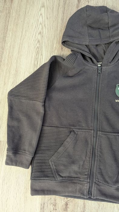 Chłopięca bluza grafitowa na suwak Cool club 122