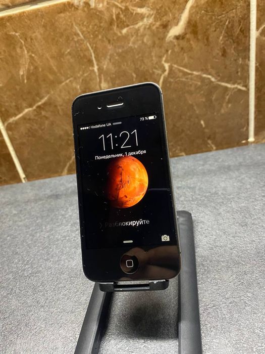   iPhone 4s на 16 gb  / КолекційниЙ