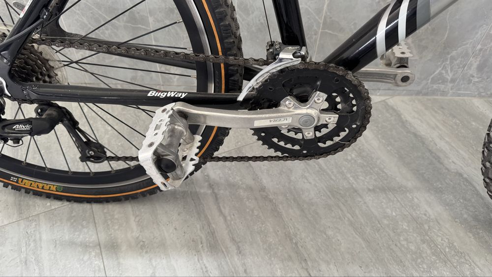 Bicicleta BTT BigWay 26” – Suspensão Dianteira – Excelente Estado