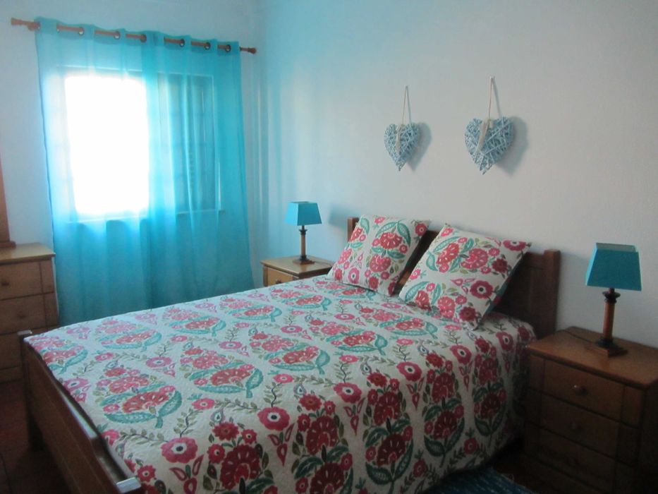 T2 c/terraço , disponivel  8 a 15 Agosto