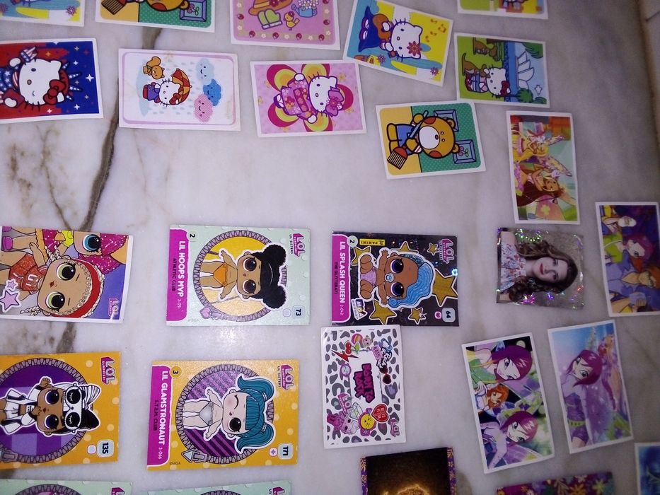 Conjunto de Cromos Hello Kitty/Outros Coleccionáveis