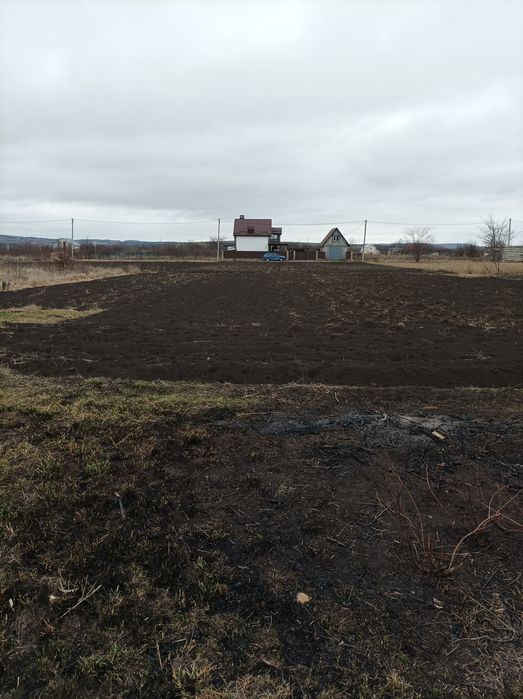 Продам ділянку під забудову 12с