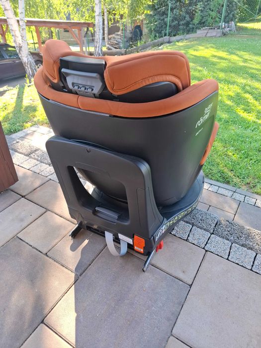 Fotelik obrotowy Britax, Stan Bdb!