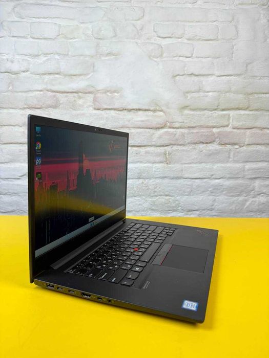 Ноутбук Lenovo ThinkPad X1 Extreme 2nd | 15.6" FullHD IPS | Intel Core i7-9750H | 16GB | SSD 512GB | Nvidia GeForce GTX 1650 Max-Q 4GB