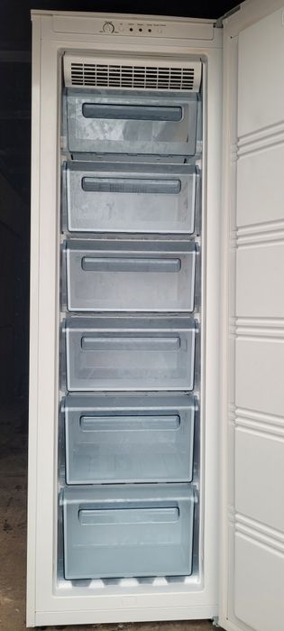 Zamrażarka exquisit no frost 6 szuflad 213 litrów