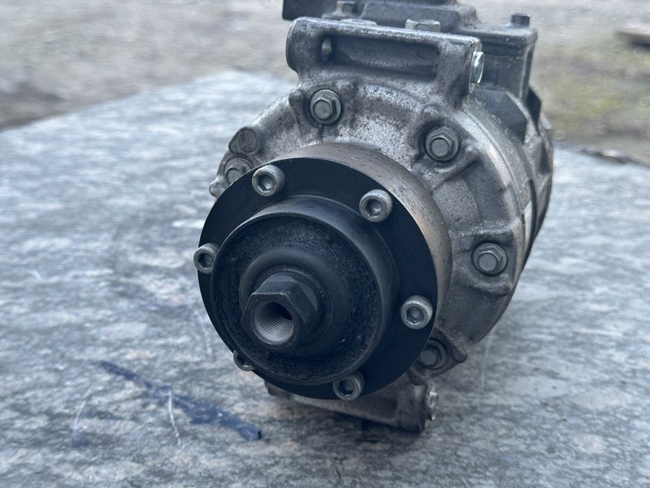 Компресор кондиціонера Audi a6 c6 4.2 fsi компресор ауді а6 4.2 бензин