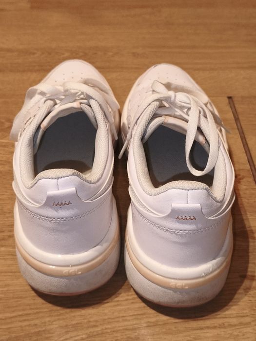 Tênis ASICS brancos 42
