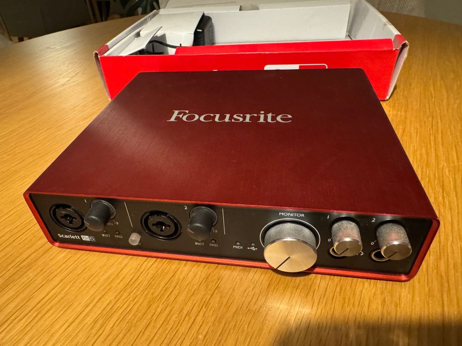 Focusrite Scarlett 6i6 karta/interfejs audio USB