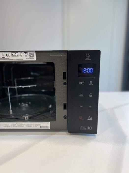 MICRO-ONDAS LG de 25L, 1000W com Grill