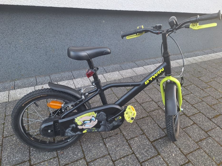 Sprzedam rower Btwin 16 cali z bocznymi kółkami