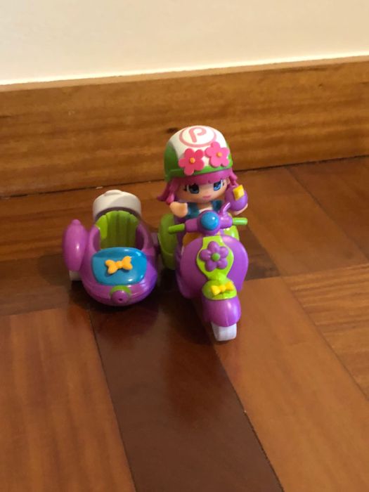 Boneco Pinypom boom Sidecar e Carro