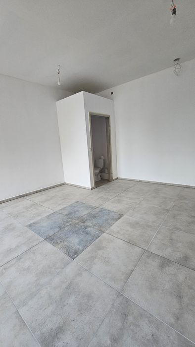 Do wynajęcia: nowy lokal usługowy ok. 25 m² – parter, wejście od drogi
