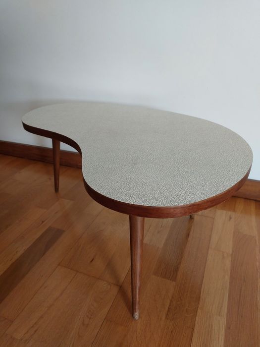 Conjunto de 2 mesas de apoio em fórmica vintage