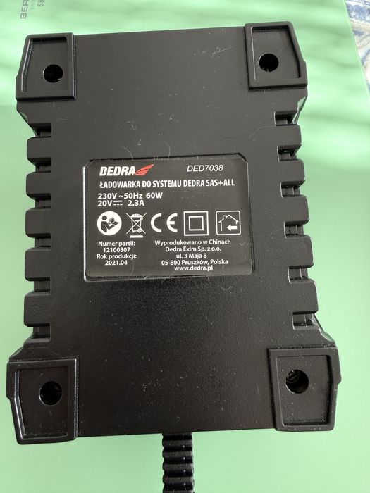 DEDRA DED7038 Ładowarka 60W SAS+ALL 20V