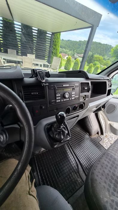 Ford transit 2011