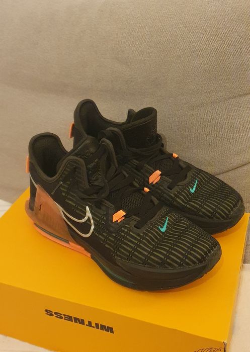 Lebron Witness VI nike buty do koszykówki rozm 43 (27,5cm)