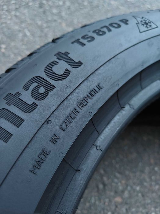 Пара 2шт продам R18 215 55 Continental WinterContact TS870P 23р 8мм