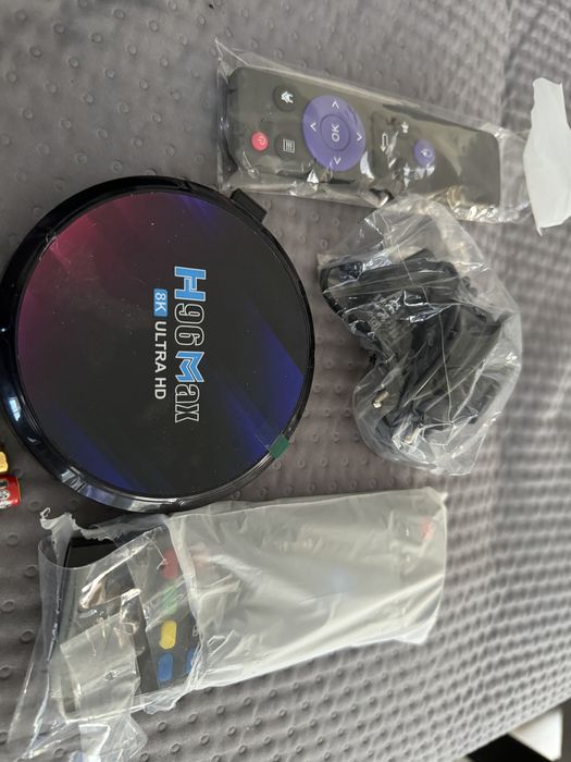 Tv Box 4K h96max 4 gb android 13 dwa piloty