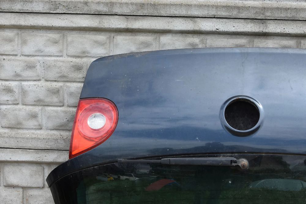 klapa bagażnika volkswagen golf 5 v hb