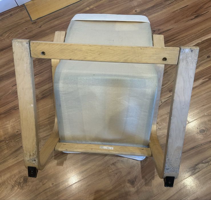 dziecięcy fotel IKEA POÄNG (numer artykułu 20976)