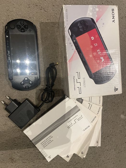 PSP(PlaystationPortable) E-1004 CFW 4GB