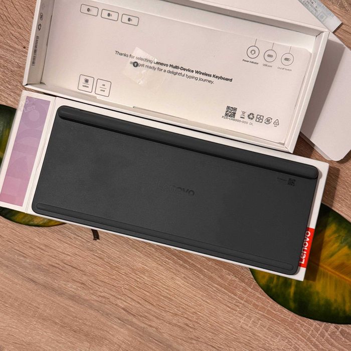 Бездротова клавіатура Lenovo KB331U Multi-Device Wireless Keyboard