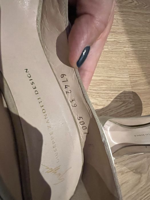 Sapatos Giuseppe Zanotti beje 39