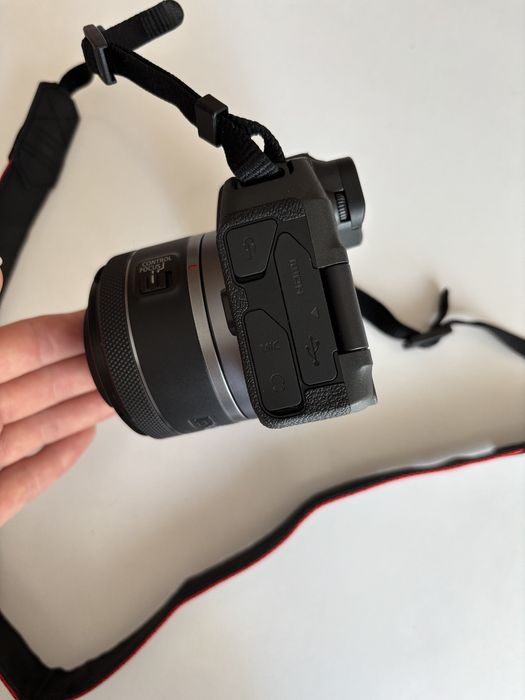 CANON EOS RP + RF 50mm f/1.8 STM — стан нового!