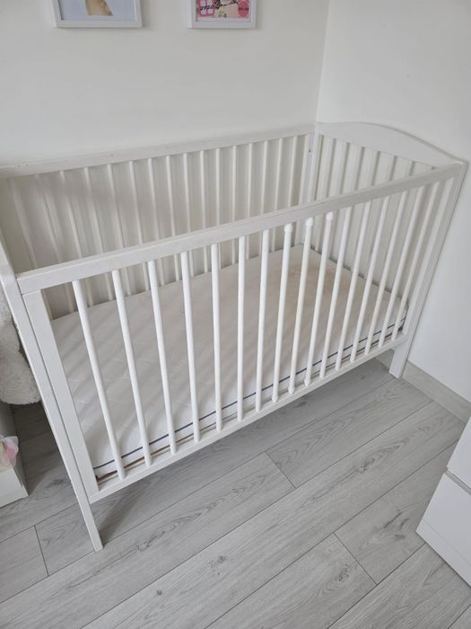 Łóżeczko dziecięce 2 szt