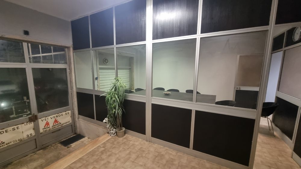 Divisorias com porta