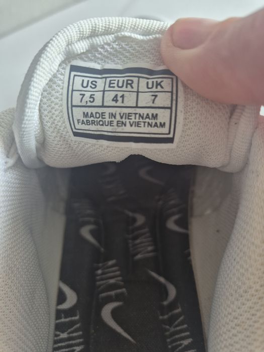 Sneakersy NIKE  rozmiar 41