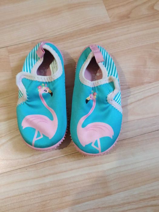 Капці-мокасинчики.