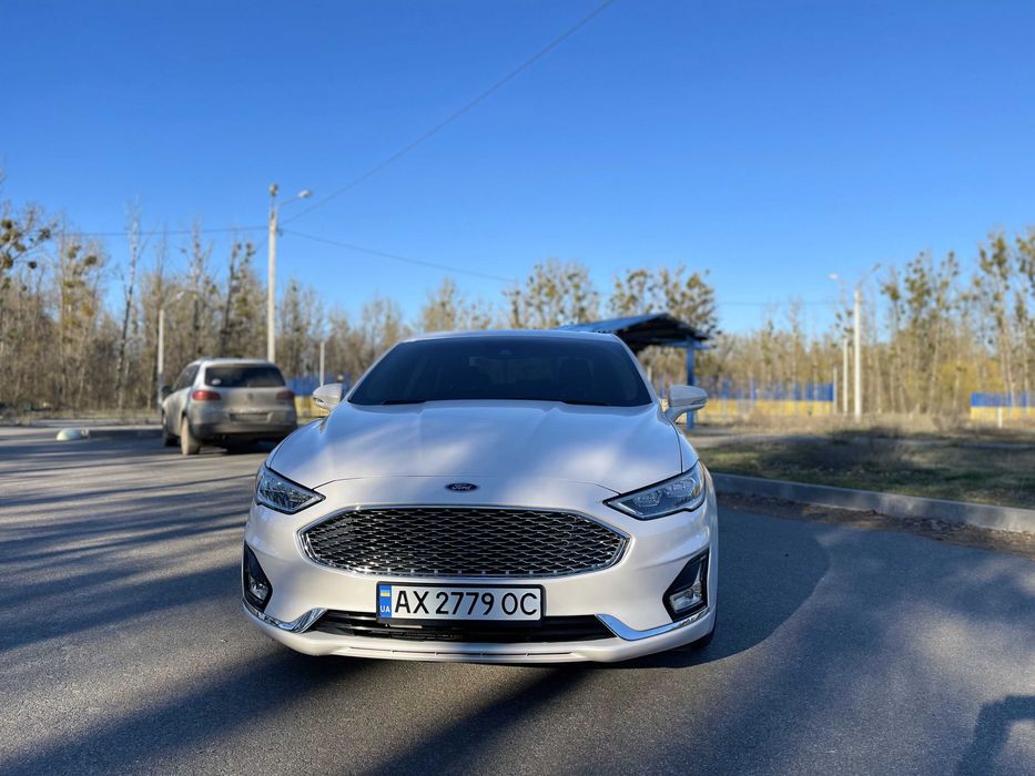 Ford Fusion 2.0 Hybrid CVT Titanium 2019 гібрид елктро