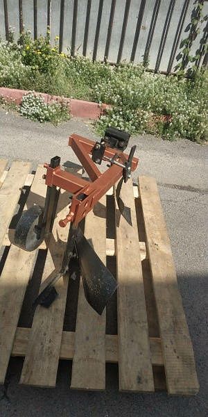 Однокорпусный плуг для мотоблока