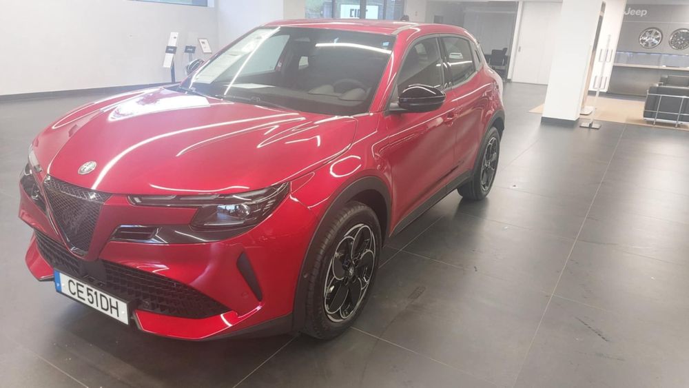 Alfa Romeo Junior 1.2 Q4 eDCT6