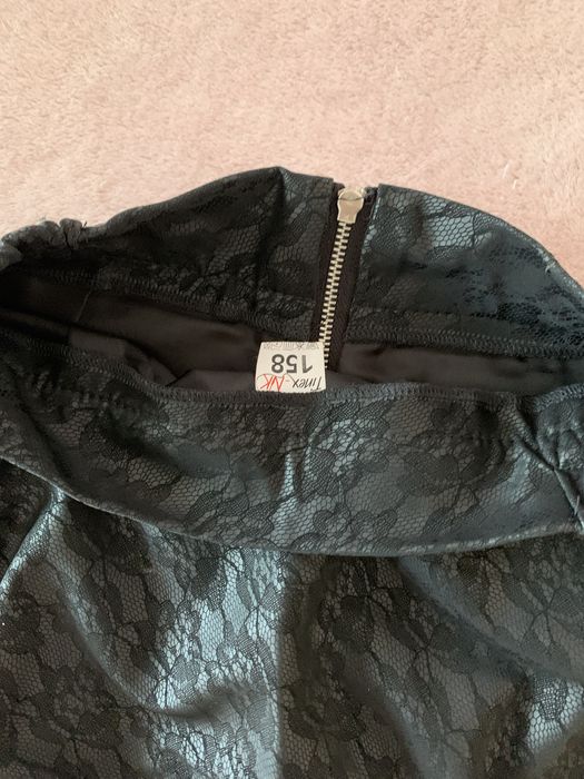 Шкілтна юбка з еко шкіри