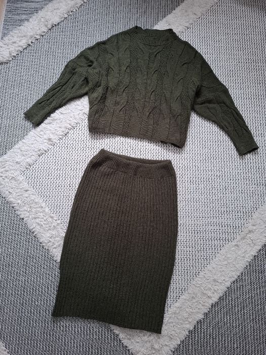 Komplet spódnica swetrowa dzianinowa sweter khaki r. L- XL